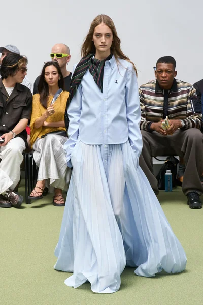 Look 7